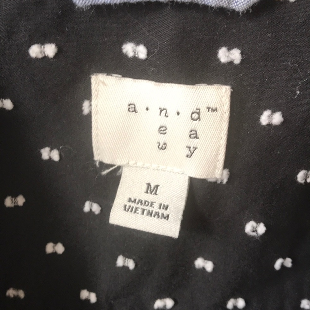 Button down shirt - Picture 2 of 2